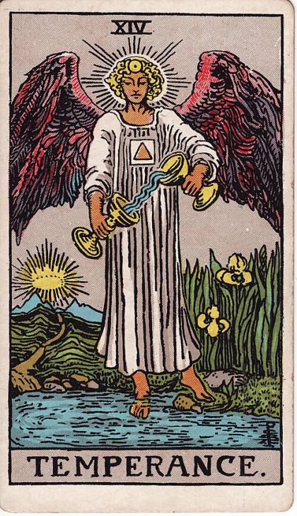 Carta A Temperança do Tarot (baralho Rider-Waite)